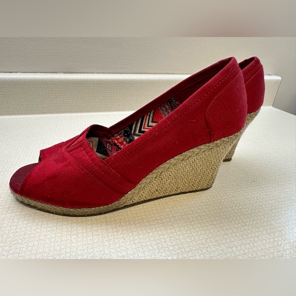 Skechers platform red canvas sandals - Picture 2 of 3